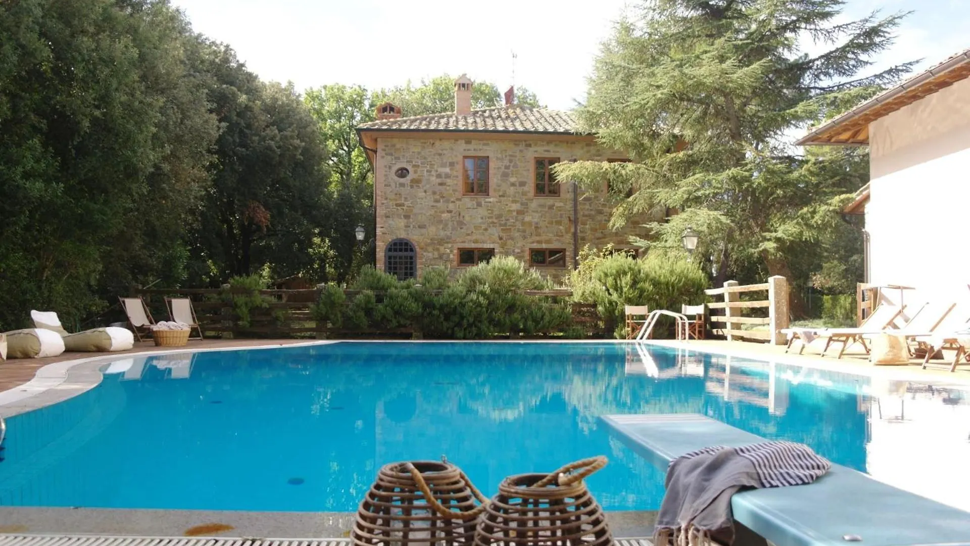Villa Antonella Castagno  Italy